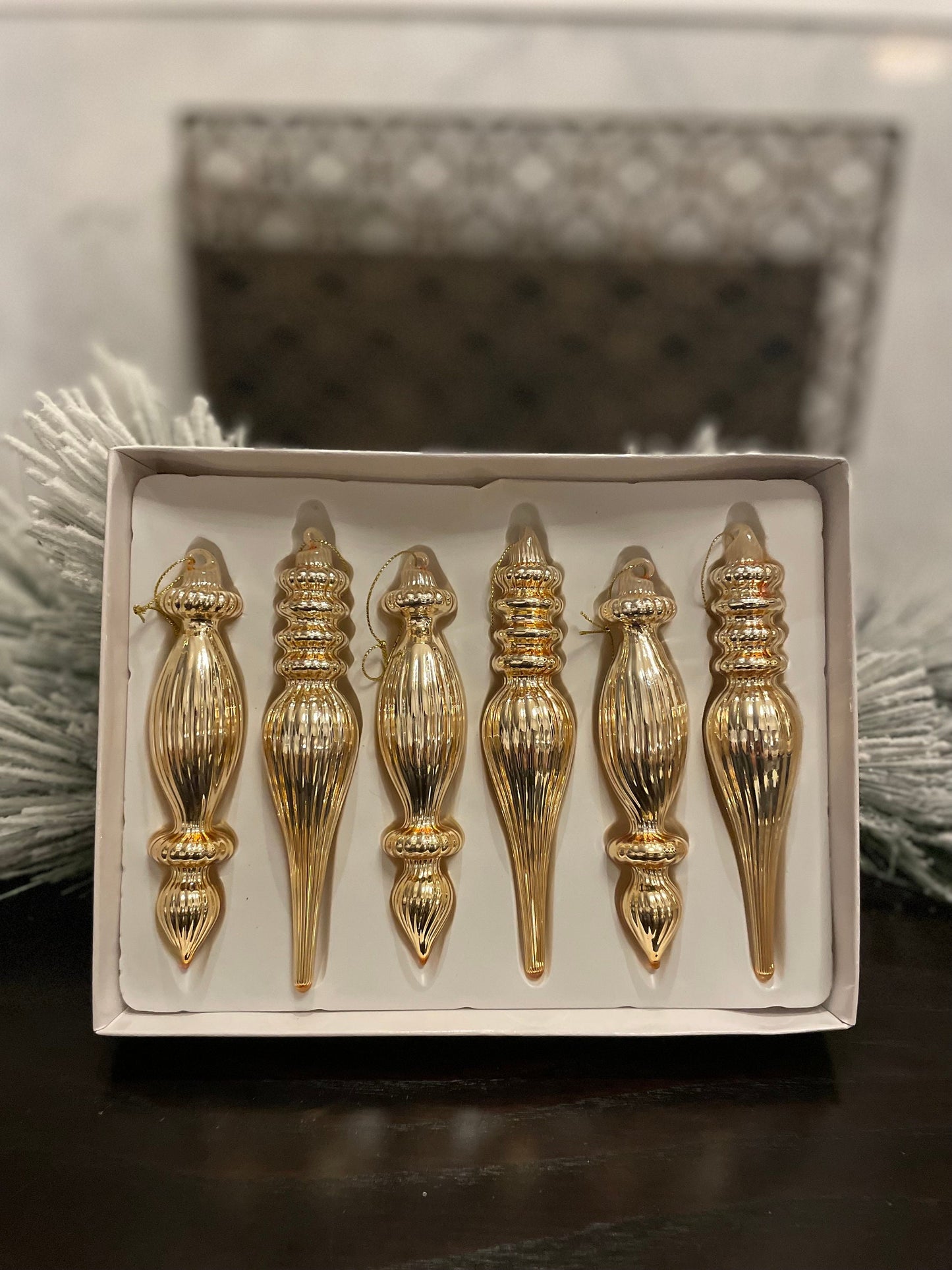 6.5” Box of gold finial ornaments. Glass. Set of 6.